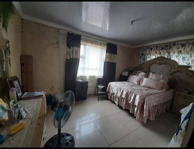 6 BEDROOM HOUSE FOR SALE IN ADAMS MISSION